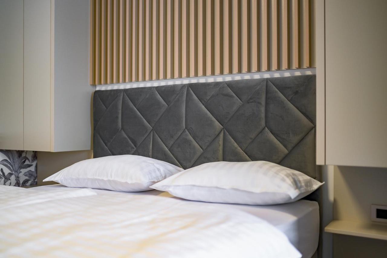 Apartman Epilux Тузла Экстерьер фото
