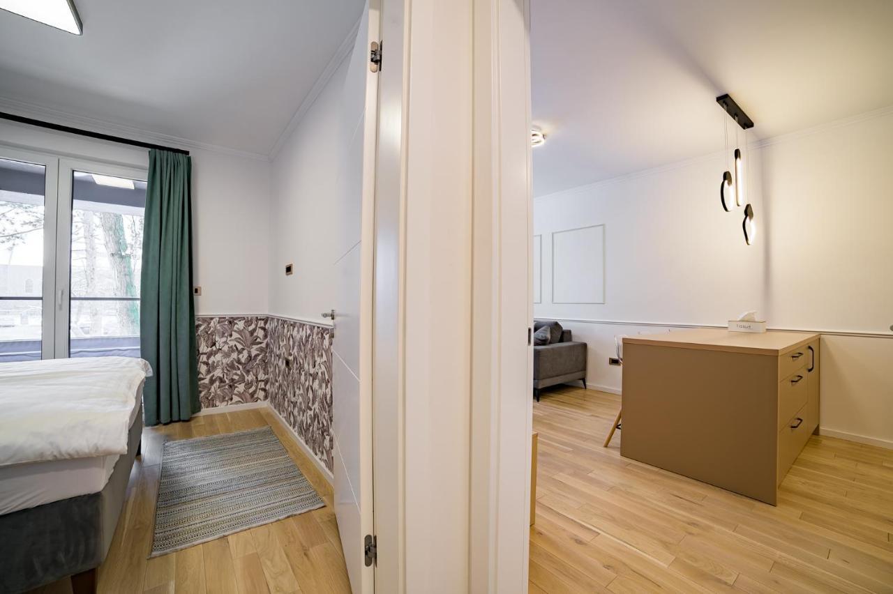 Apartman Epilux Тузла Экстерьер фото